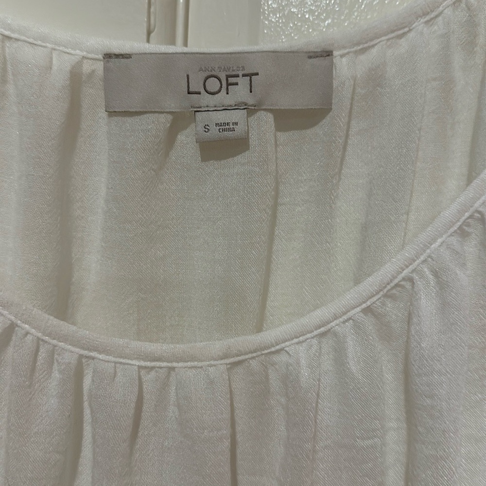 LOFT Sheer White Blouse - Picture 2 of 5